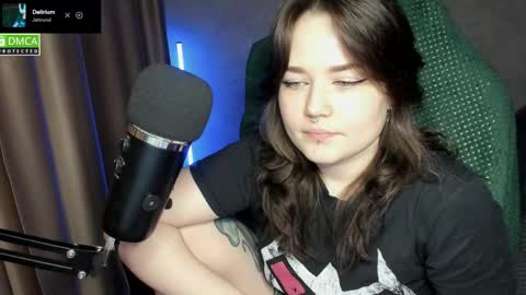 Red online show from June 3, 7:41 pm