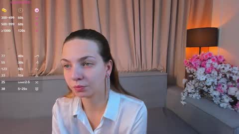 Tris  online show from December 2, 7:10 am