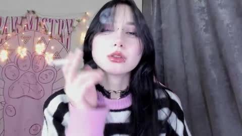 Ho Lee Sheet online show from November 16, 7:36 pm