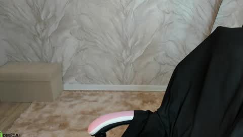 Honey online show from April 26, 1:47 am