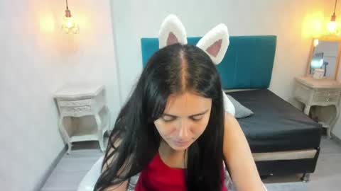 Emily online show from July 7, 3:15 pm