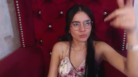 Emily online show from November 28, 4:54 pm