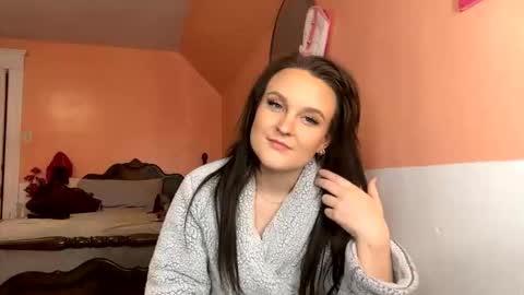 HoneyDrippinBunny online show from March 8, 1:35 am