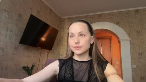 hot_chance_ online show from April 15, 1:11 pm