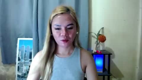 Jessy  online show from June 3, 6:13 pm