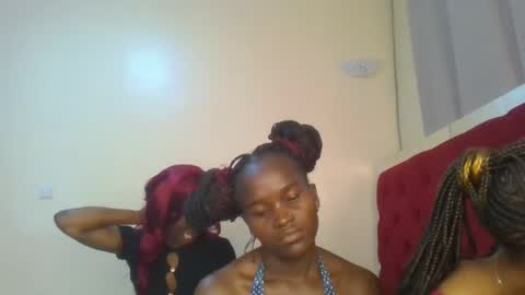 Petite online show from July 8, 5:04 pm