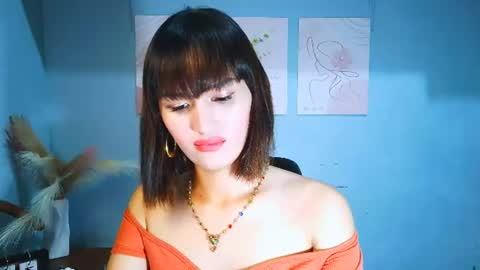 hot_xirene online show from June 25, 3:13 pm