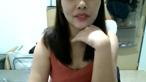 hotchick2099 online show from May 10, 12:29 pm