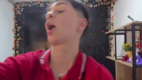 hannah online show from March 29, 8:46 am