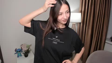 Cherry  online show from March 25, 9:06 pm