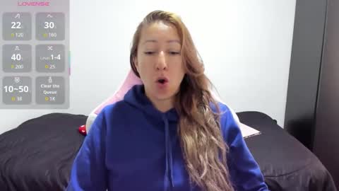 hottychrystal online show from March 24, 12:32 pm