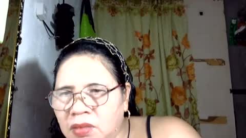 hottycrissy4u online show from June 20, 2:31 pm