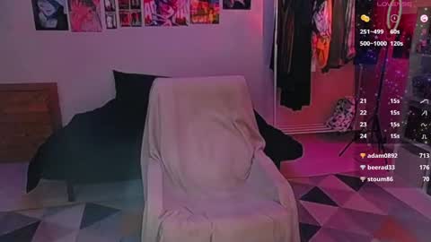 Alice online show from April 16, 9:39 pm