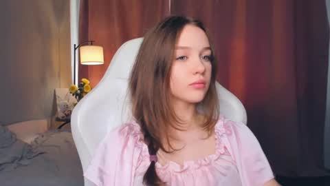 Lily online show from July 2, 7:14 am