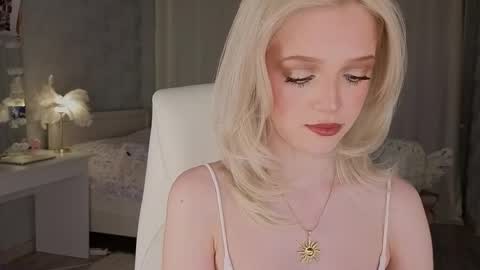 Joselle online show from April 1, 5:32 pm