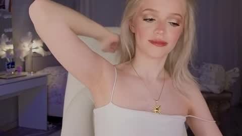 Joselle online show from March 21, 8:14 pm