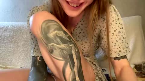 oksana  online show from March 7, 5:53 pm