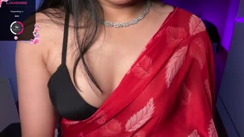 Ayesha online show from April 22, 7:00 pm