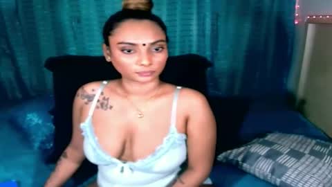 goddess online show from April 14, 9:15 pm