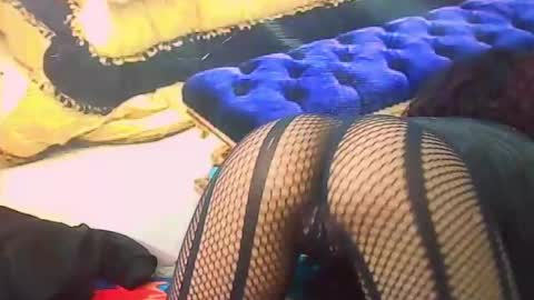 indiansexybutt4u2luv online show from July 14, 10:21 am