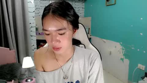 Reign online show from March 11, 7:38 pm