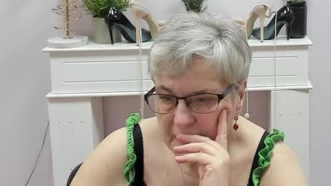 I R I S online show from March 12, 7:44 am