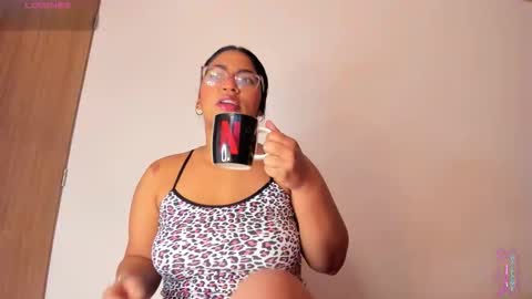 iris online show from March 8, 8:51 am