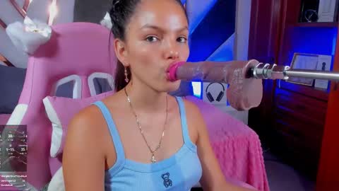 isa_kolins online show from March 19, 3:16 pm