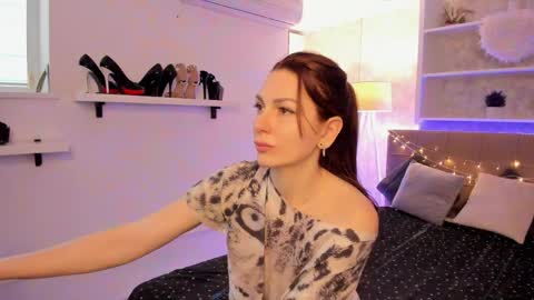 IsabelKiss online show from April 19, 12:49 pm