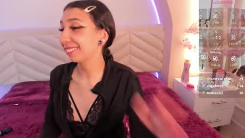 isabella_crofts online show from March 14, 6:14 am