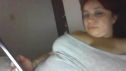 isabellaa_hills_ online show from December 20, 5:11 am