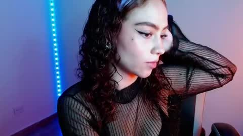 ISADORA online show from April 22, 8:17 pm