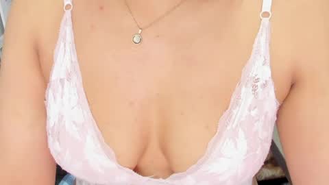 Isabel online show from May 16, 12:24 am