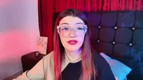 Isabella Ferrer online show from June 26, 5:20 am