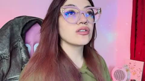 Isabella Ferrer online show from July 3, 6:52 am