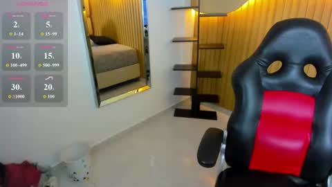 ISABELLA online show from July 1, 7:02 pm