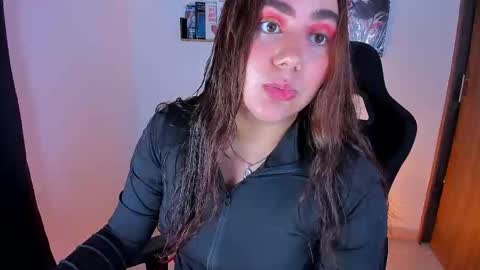 Isa online show from November 9, 10:05 pm