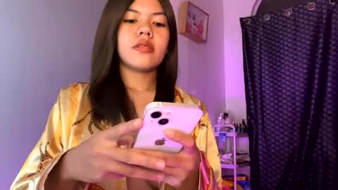 Andrea online show from May 8, 3:37 pm