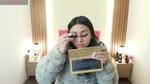 I V O N N E R O S S online show from March 31, 12:05 pm