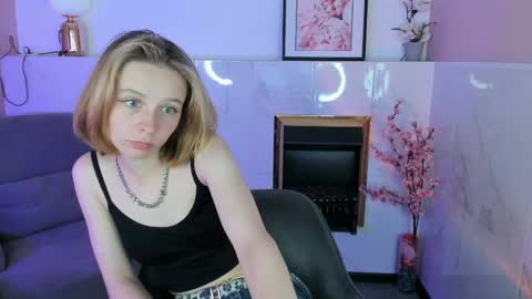 ivy_blare online show from May 26, 3:11 pm