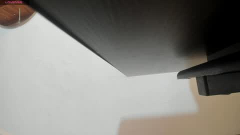 izelevans online show from April 10, 9:59 am