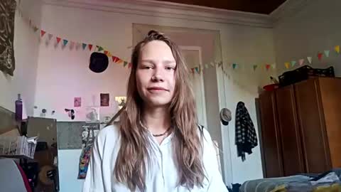 Olivia online show from June 27, 2:23 pm
