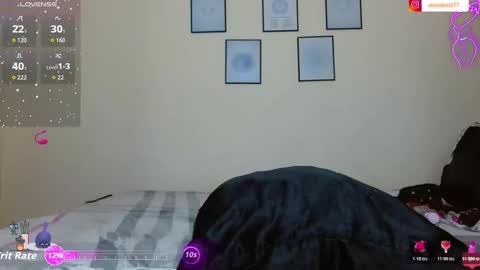 Izzabel Valentine online show from March 6, 7:58 am