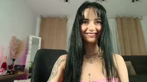Jacqueline online show from July 13, 2:45 am