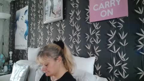 JAKKI LOUISE pornstar online show from November 25, 1:13 pm