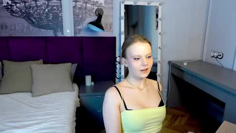 jane_westt online show from March 20, 2:55 pm