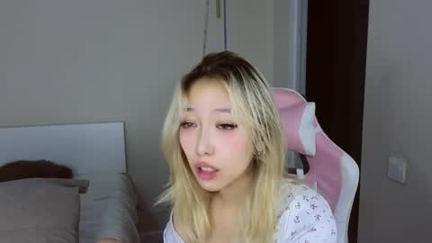 Jasmine online show from March 28, 7:13 pm