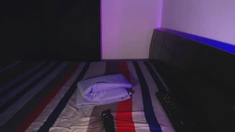 Jassper  Brenda online show from May 21, 9:24 pm