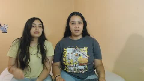 Jazmin and Scarlett online show from July 28, 8:52 pm
