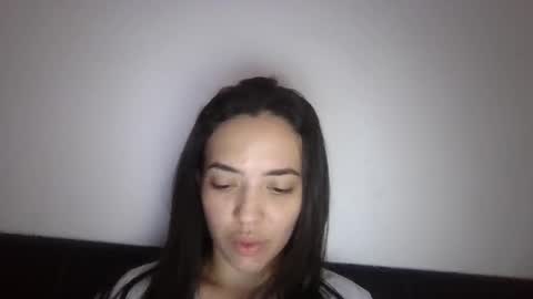 jazminojeda online show from March 22, 11:38 am